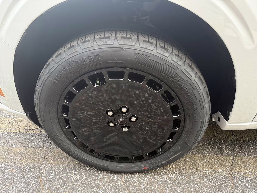 2025 Oxford White Ford Maverick Lobo High AWD Truck