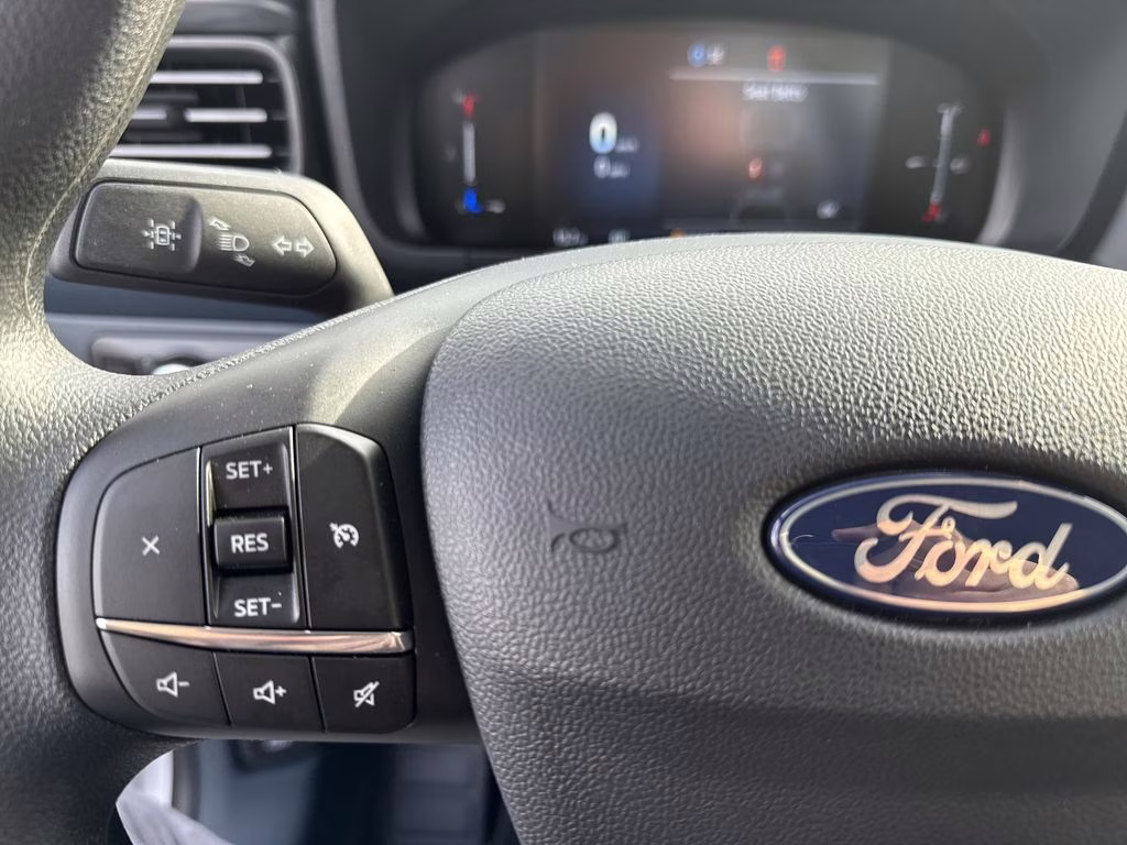 2026 Oxford White Ford Maverick XL AWD Truck