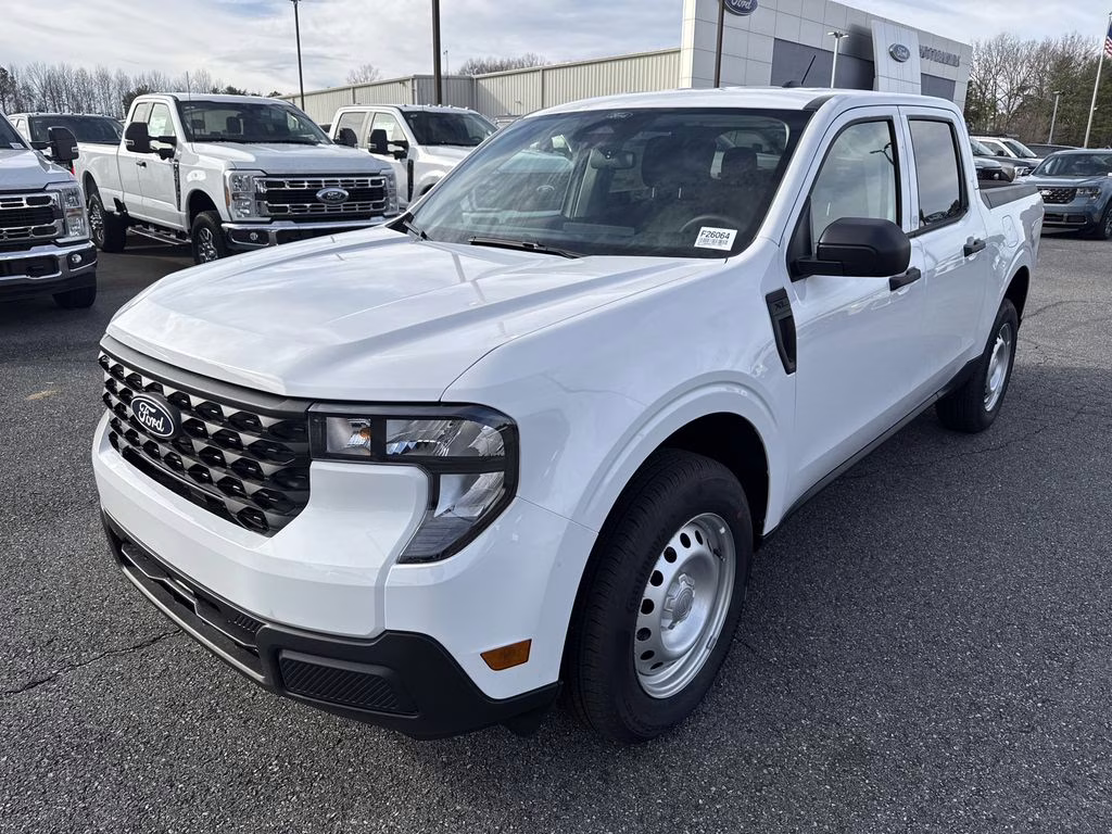 2026 Oxford White Ford Maverick XL AWD Truck