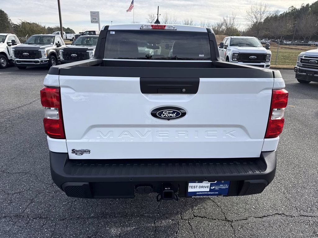 2026 Oxford White Ford Maverick XL AWD Truck