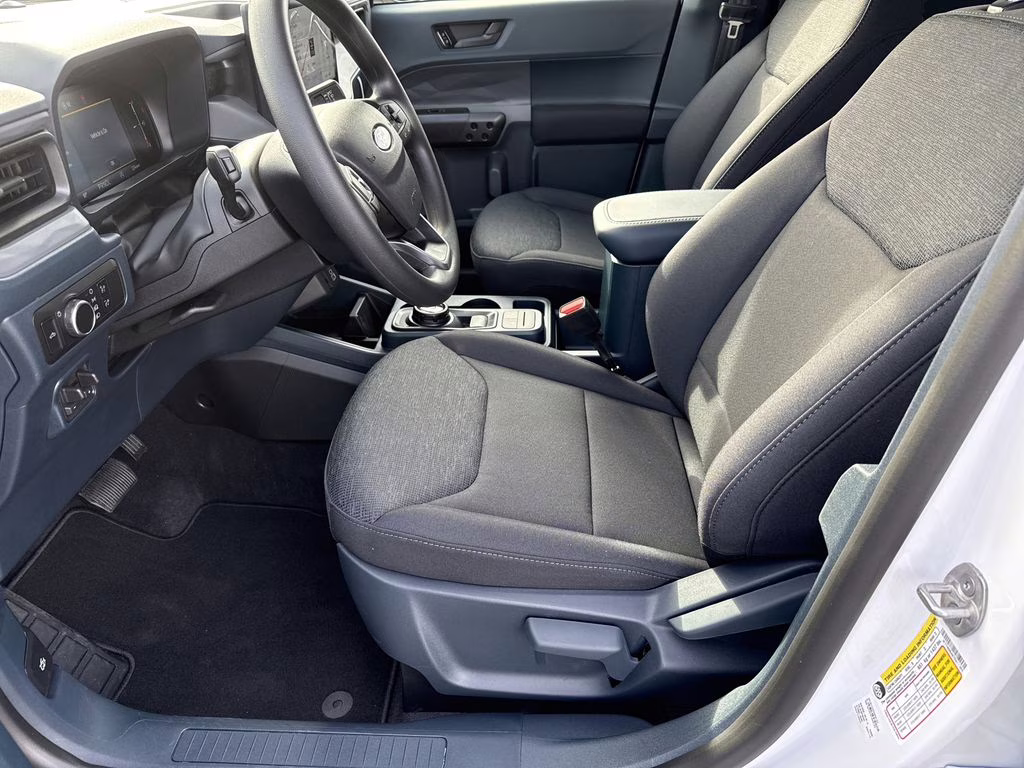 2026 Oxford White Ford Maverick XL AWD Truck