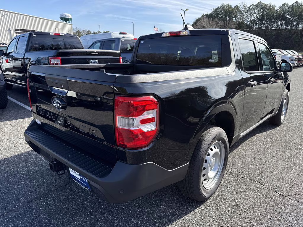 2026 Shadow Black Ford Maverick XL AWD Truck