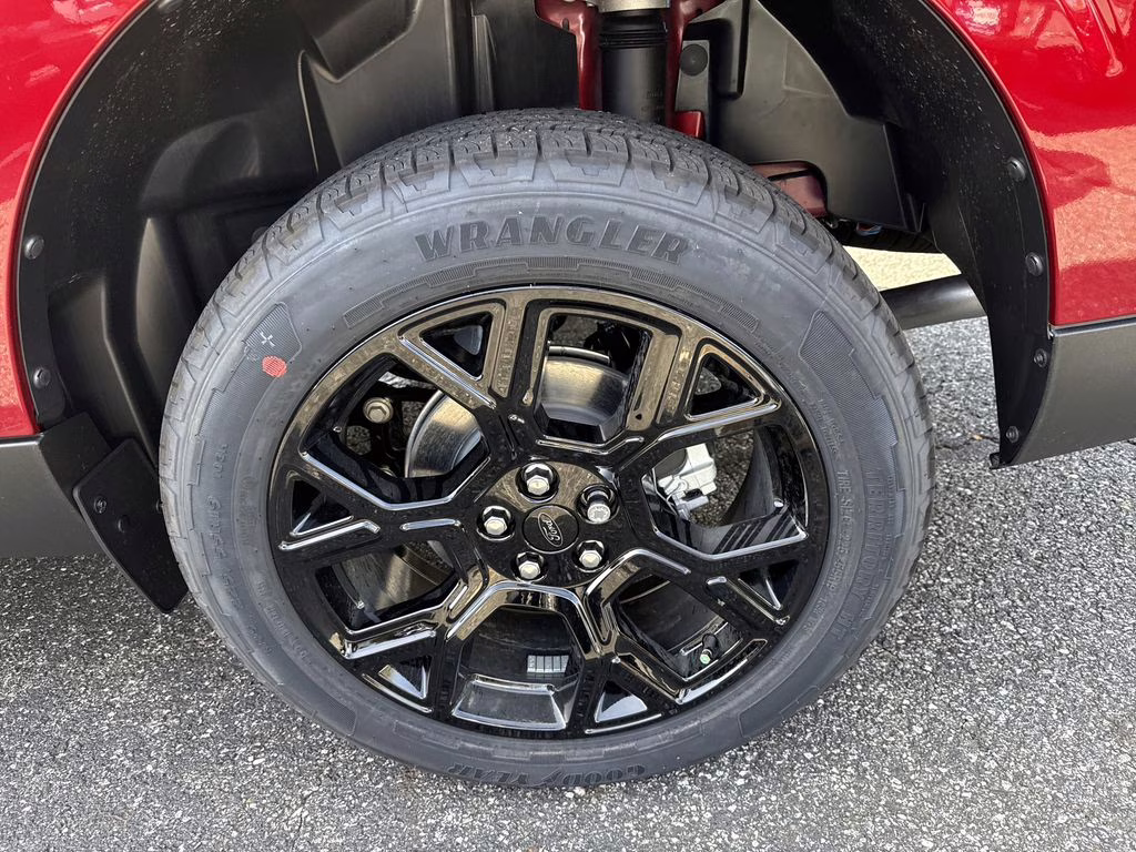 2026 Ruby Red Metallic Tinted Clearcoat Ford Maverick Lariat AWD Truck