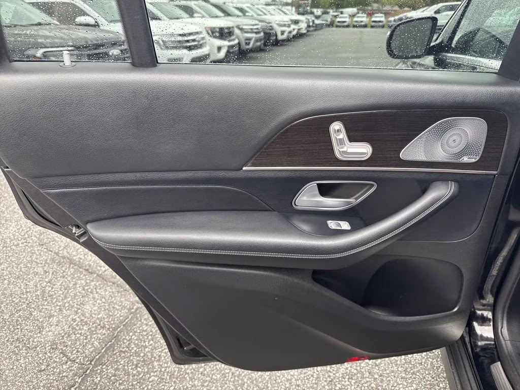 2020 Obsidian Black Metallic Mercedes-Benz GLS GLS 450 AWD SUV