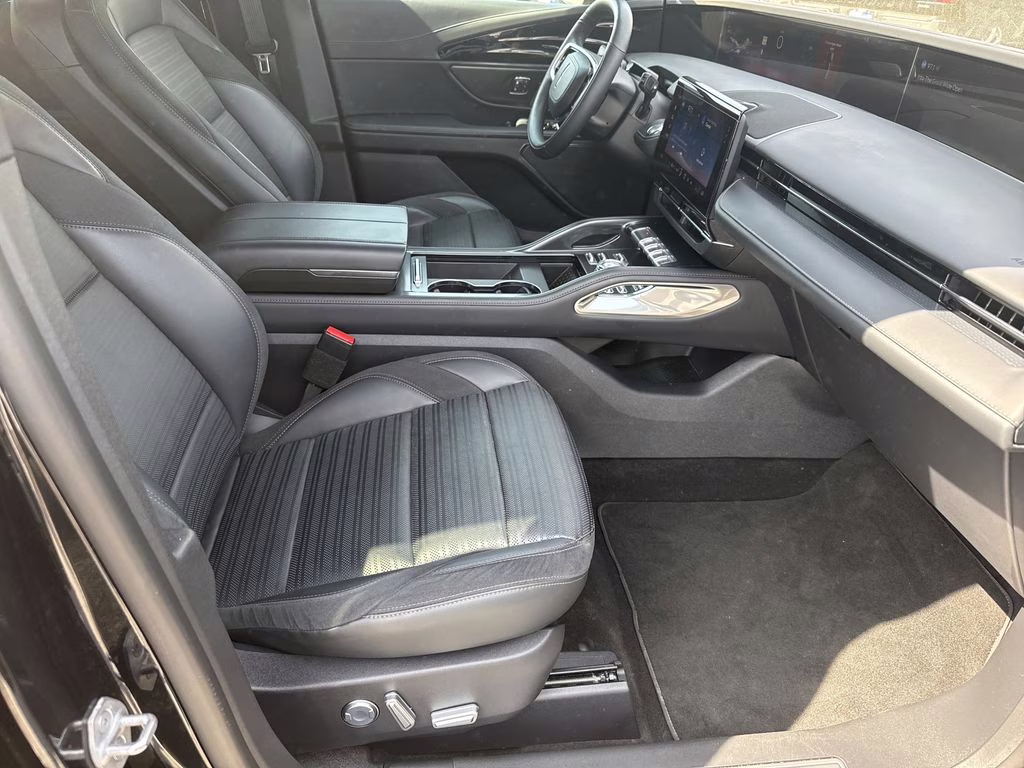 2024 Infinite Black Metallic Clearcoat Lincoln Nautilus Reserve AWD SUV