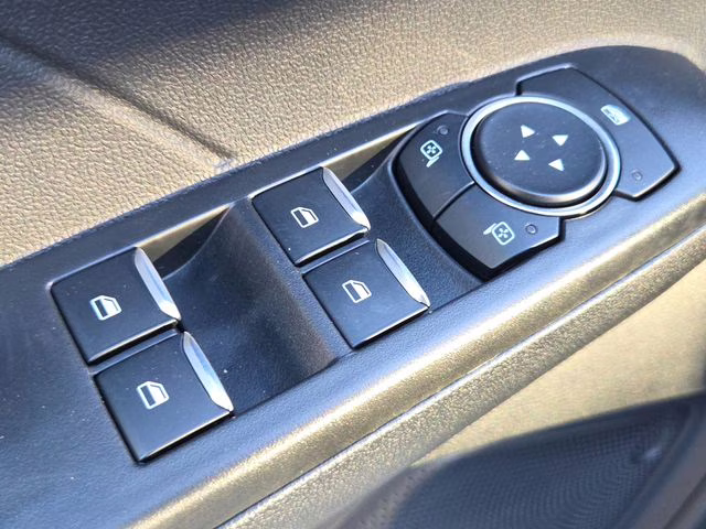 2026 Oxford White Ford Escape Active FWD SUV