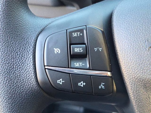 2026 Oxford White Ford Escape Active FWD SUV