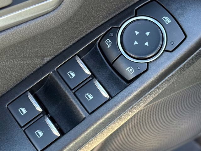 2026 Oxford White Ford Escape Active FWD SUV