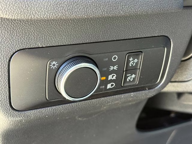 2026 Oxford White Ford Escape Active FWD SUV