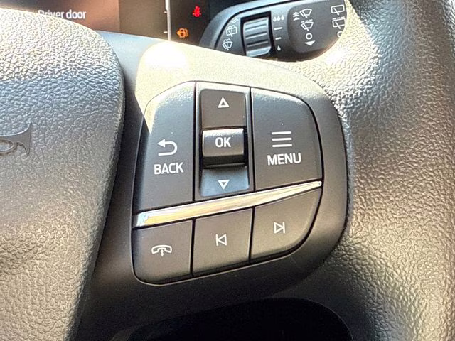 2026 Oxford White Ford Escape Active FWD SUV