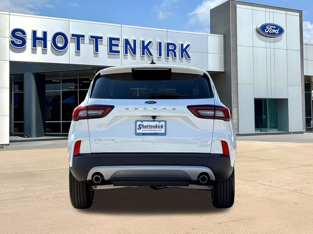 2026 Oxford White Ford Escape Active FWD SUV