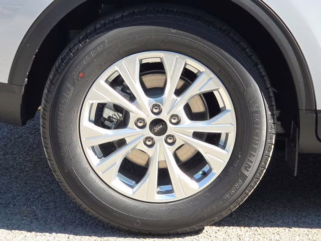 2026 Silver Metallic Ford Escape Active FWD SUV