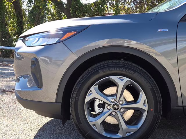 2026 Gray Metallic Ford Escape ST-Line FWD SUV