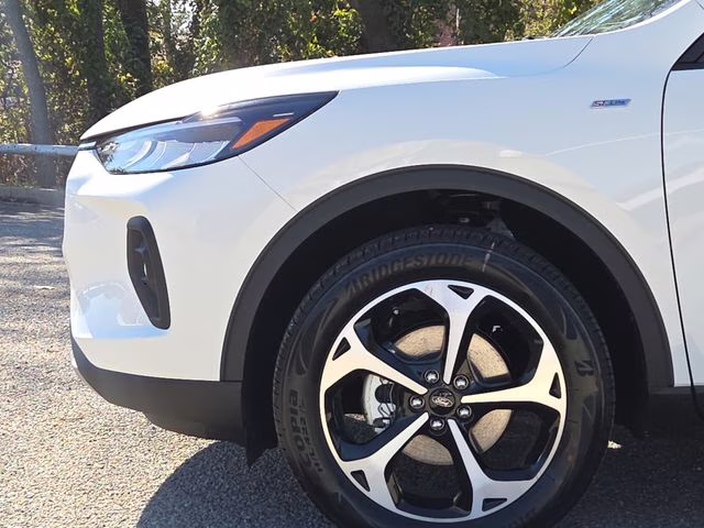 2026 White Metallic Ford Escape Hybrid ST-Line Select AWD SUV