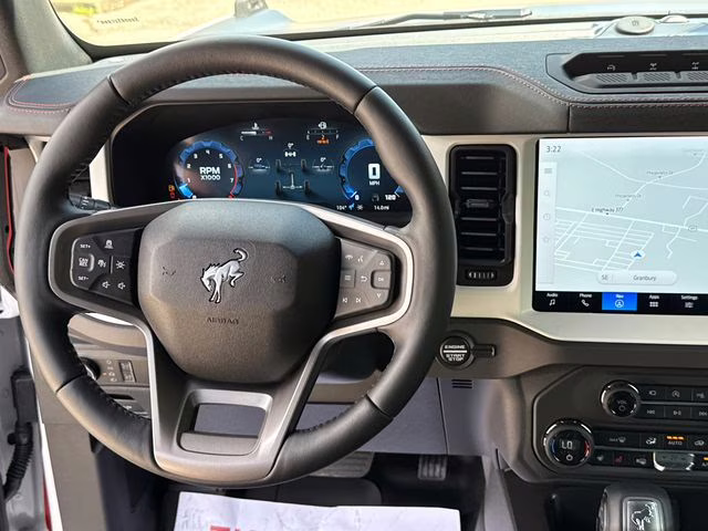 2025 Oxford White Ford Bronco Stroppe 4X4 SUV