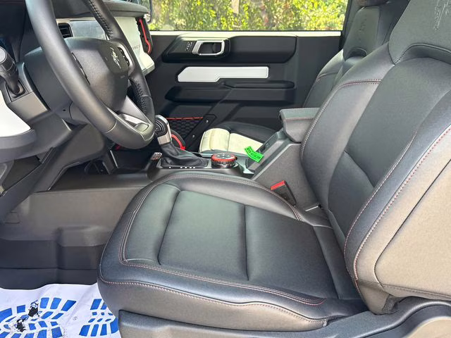 2025 Oxford White Ford Bronco Stroppe 4X4 SUV