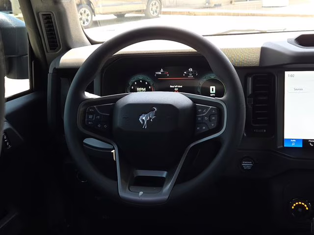 2025 Gray Metallic Ford Bronco Base 4X4 SUV