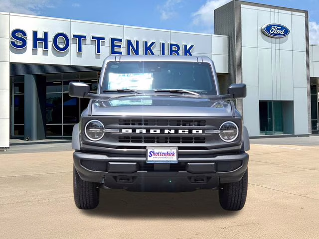 2025 Gray Metallic Ford Bronco Base 4X4 SUV