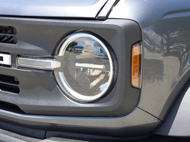 2025 Gray Metallic Ford Bronco Base 4X4 SUV