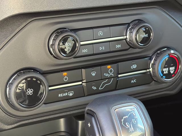 2025 Gray Metallic Ford Bronco Big Bend 4X4 SUV