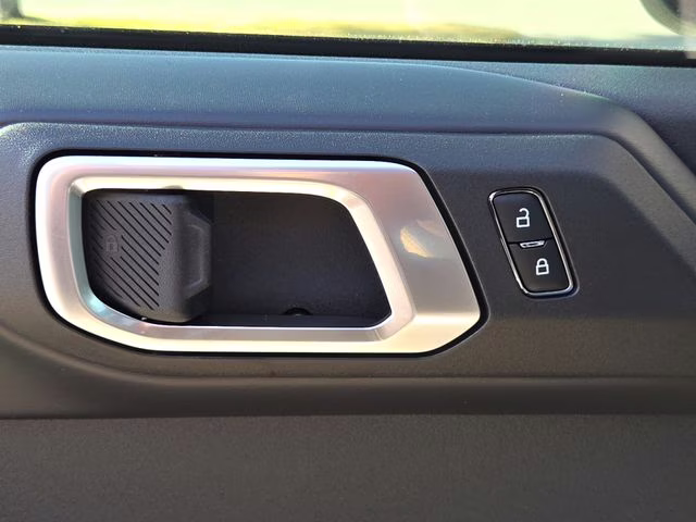 2025 Desert Sand Ford Bronco Outer Banks 4X4 SUV