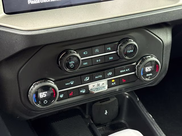 2025 Desert Sand Ford Bronco Outer Banks 4X4 SUV