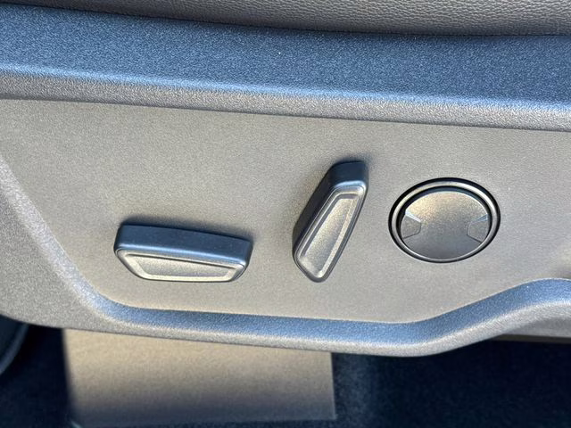 2025 Oxford White Ford Bronco Outer Banks 4X4 SUV