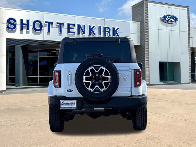 2025 Oxford White Ford Bronco Outer Banks 4X4 SUV