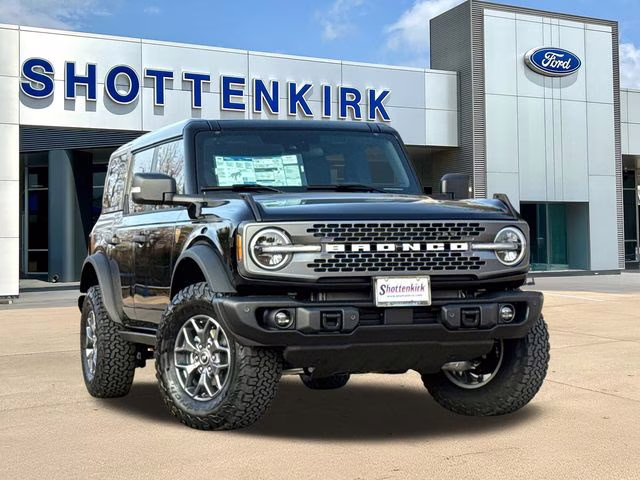 2025 Shadow Black Ford Bronco Badlands 4X4 SUV