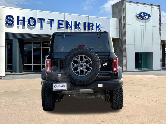 2025 Shadow Black Ford Bronco Badlands 4X4 SUV