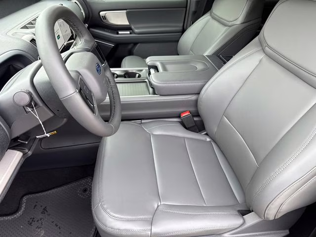 2026 Black Metallic Ford Expedition Max Active RWD SUV