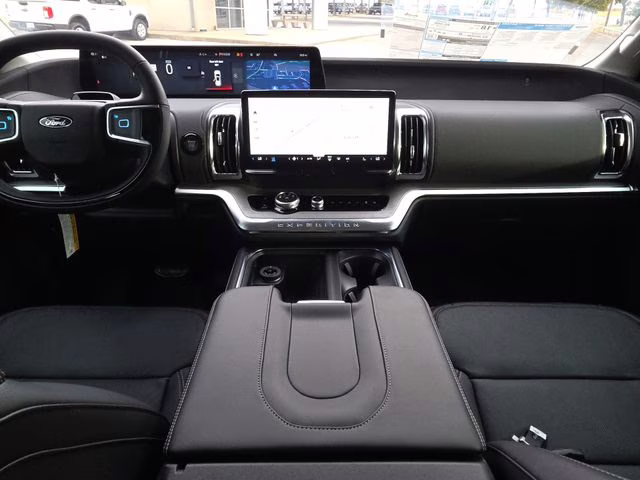 2025 Black Metallic Ford Expedition Max Platinum 4X4 SUV