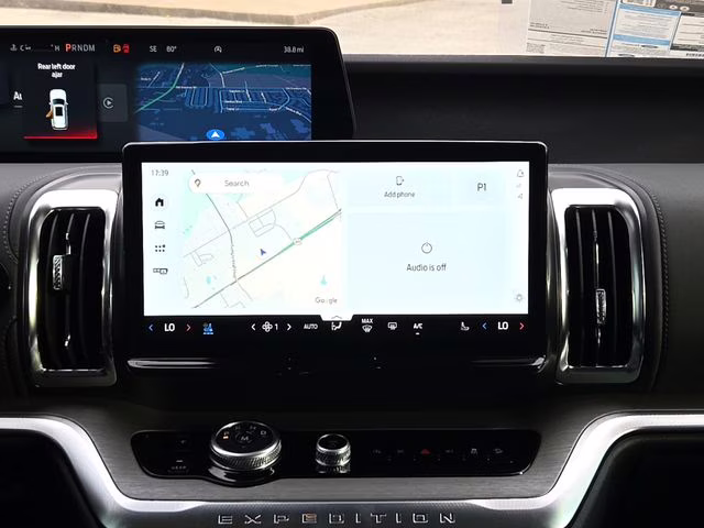 2025 Black Metallic Ford Expedition Max Platinum 4X4 SUV