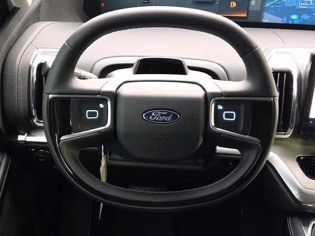 2025 Black Metallic Ford Expedition Max Platinum 4X4 SUV