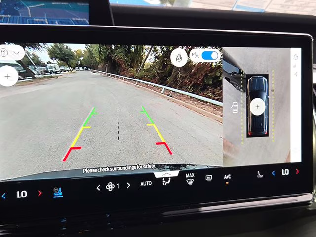 2025 Black Metallic Ford Expedition Max Platinum 4X4 SUV