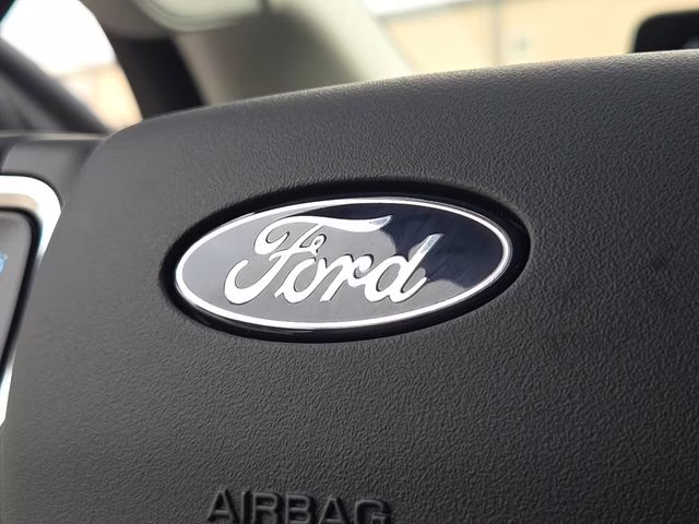 2025 Black Metallic Ford Expedition Max Platinum 4X4 SUV