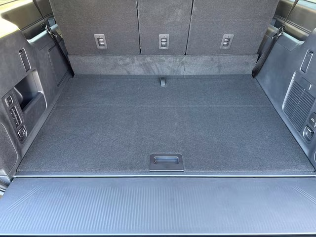 2026 Black Metallic Ford Expedition Max Platinum 4X4 SUV