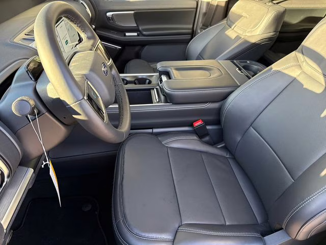 2026 Black Metallic Ford Expedition Max Platinum 4X4 SUV