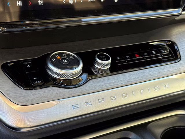 2026 Black Metallic Ford Expedition Max Platinum 4X4 SUV