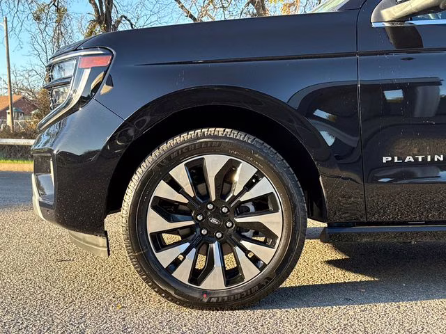 2026 Black Metallic Ford Expedition Max Platinum 4X4 SUV