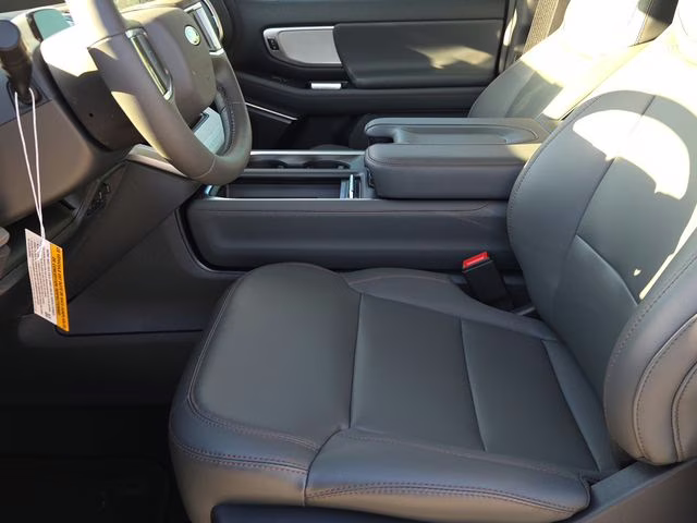 2025 Gray Metallic Ford Expedition Active RWD SUV