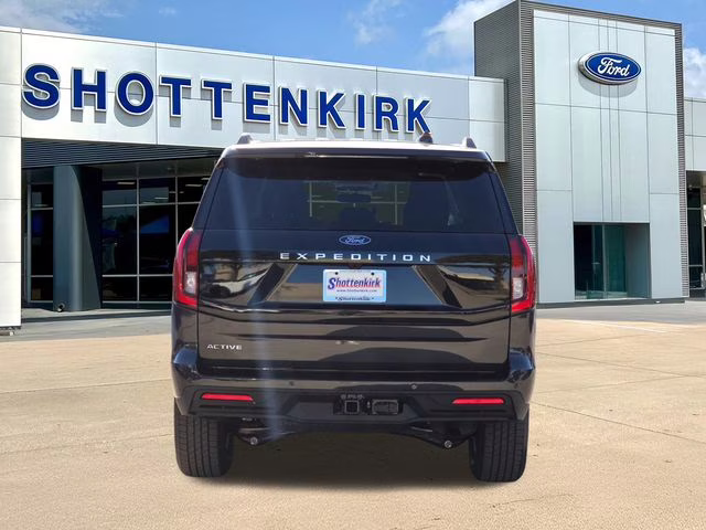 2025 Gray Metallic Ford Expedition Active RWD SUV