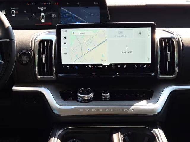 2025 Black Metallic Ford Expedition Platinum 4X4 SUV