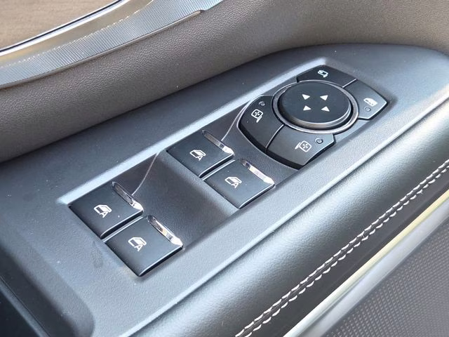 2025 Black Metallic Ford Expedition Platinum 4X4 SUV