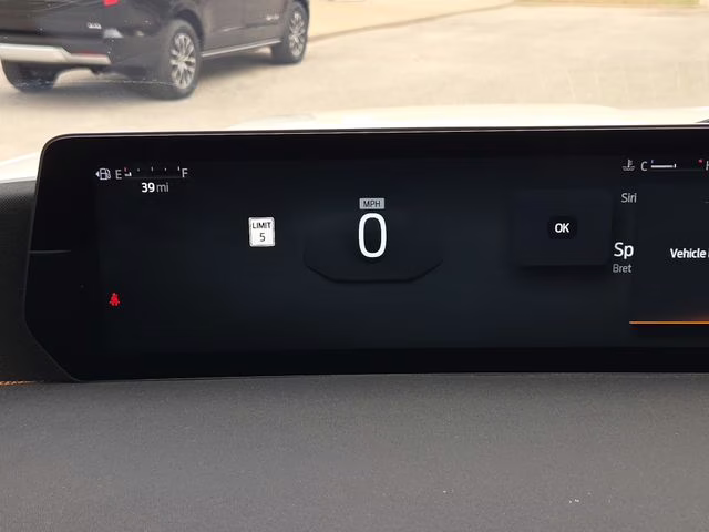 2025 White Metallic Ford Expedition Tremor 4X4 SUV