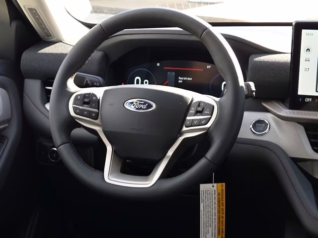 2026 White Metallic Ford Explorer Active RWD SUV