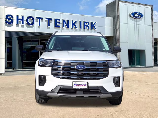 2026 White Metallic Ford Explorer Active RWD SUV