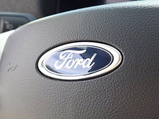 2026 White Metallic Ford Explorer Active RWD SUV