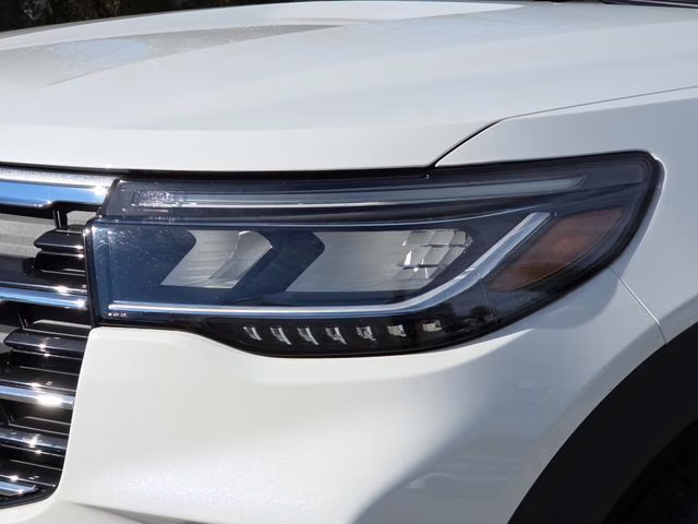 2026 White Metallic Ford Explorer Active RWD SUV