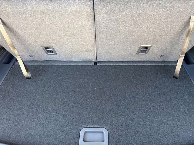 2026 Black Metallic Ford Explorer Active RWD SUV